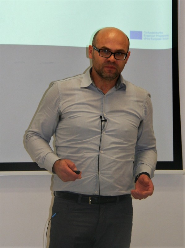 07 dr Mitja Veber